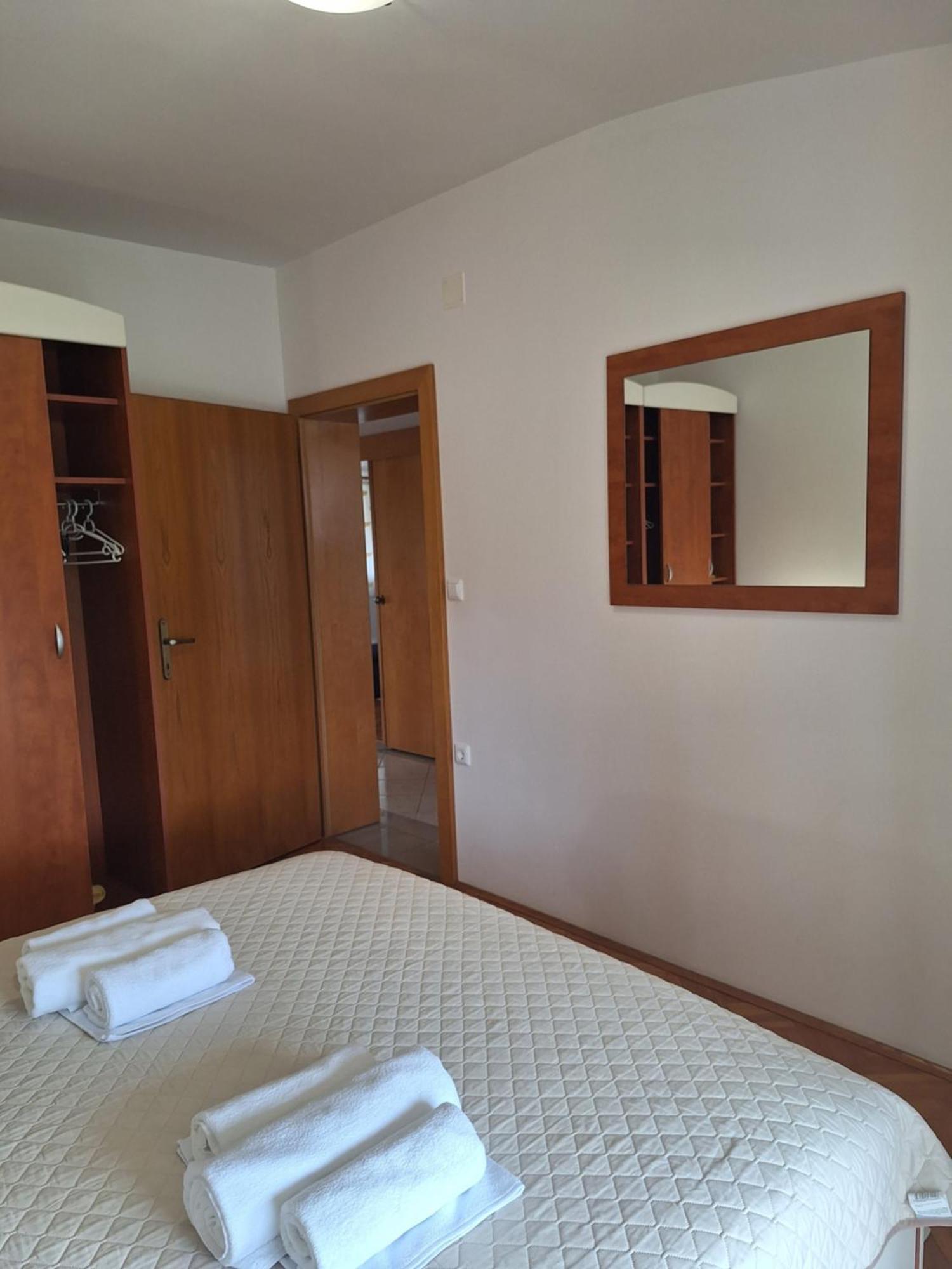 Apartment Katarina Vodnjan Bagian luar foto
