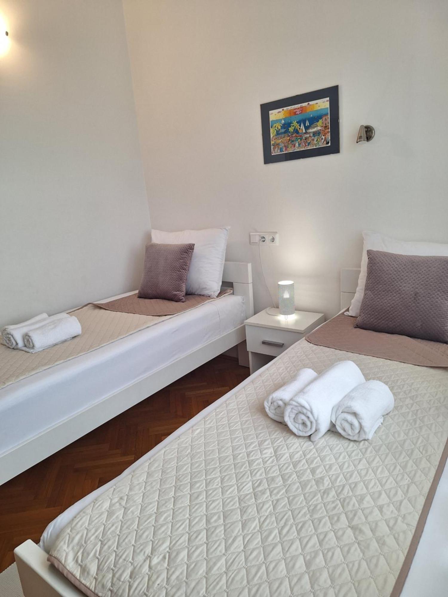 Apartment Katarina Vodnjan Bagian luar foto